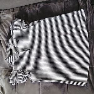 Medium black and white striped blouse